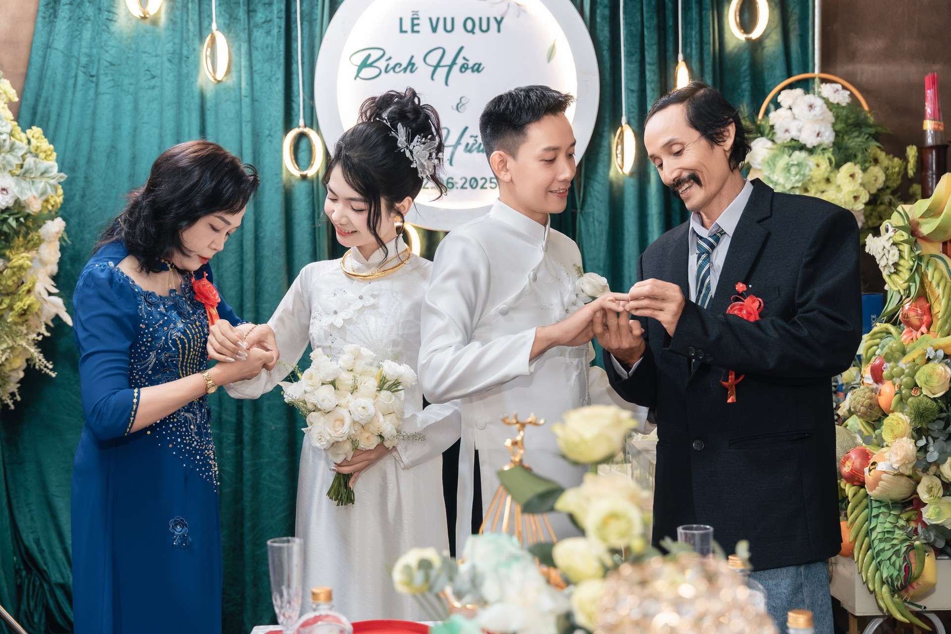 Bich Hoa & Huu Hoc 0081