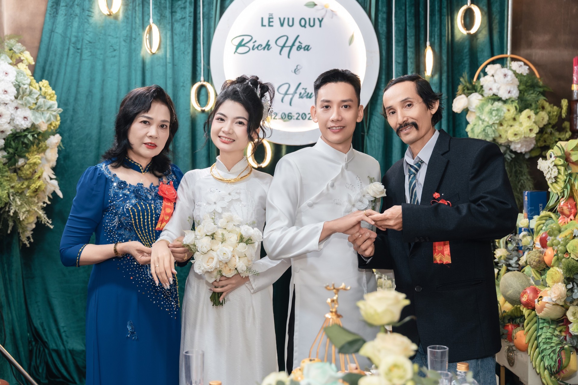 Bich Hoa & Huu Hoc 0082