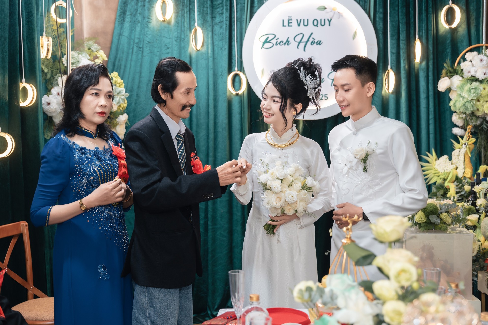 Bich Hoa & Huu Hoc 0083