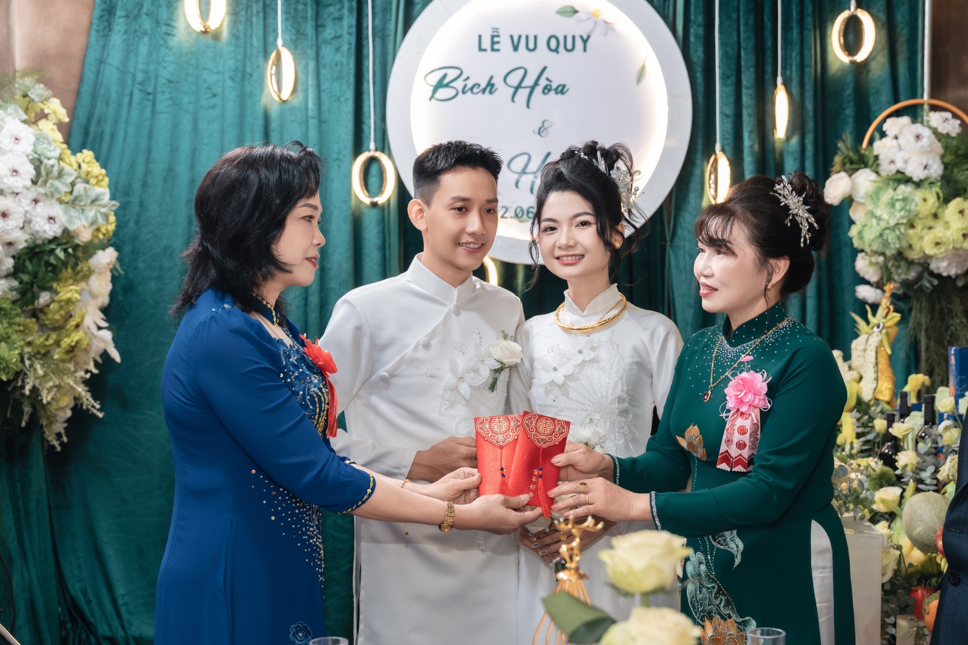 Bich Hoa & Huu Hoc 0087